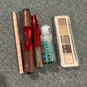 Makeup bundle